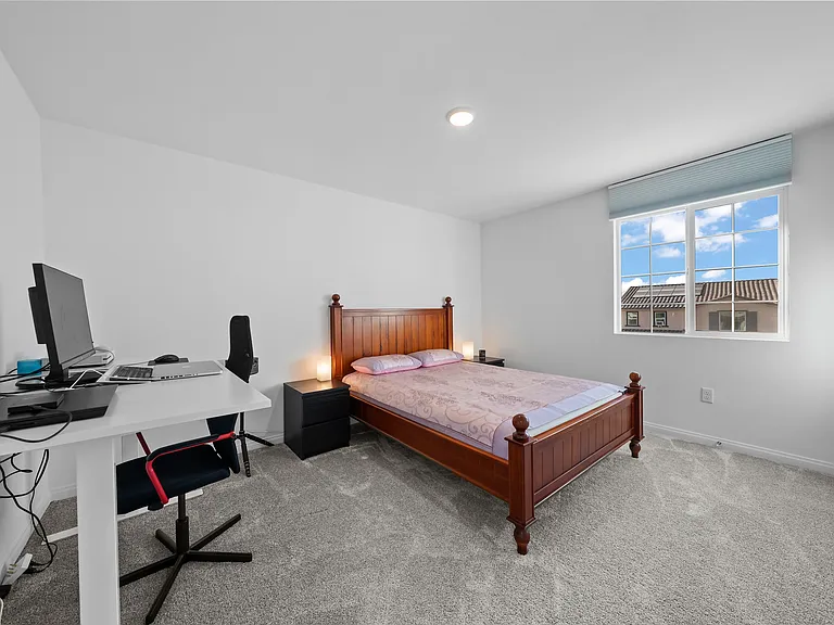 23912 Phoebe Dr — Photo 33