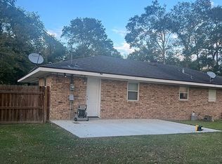 135 Leroy Breaux Rd, Rayne, LA 70578