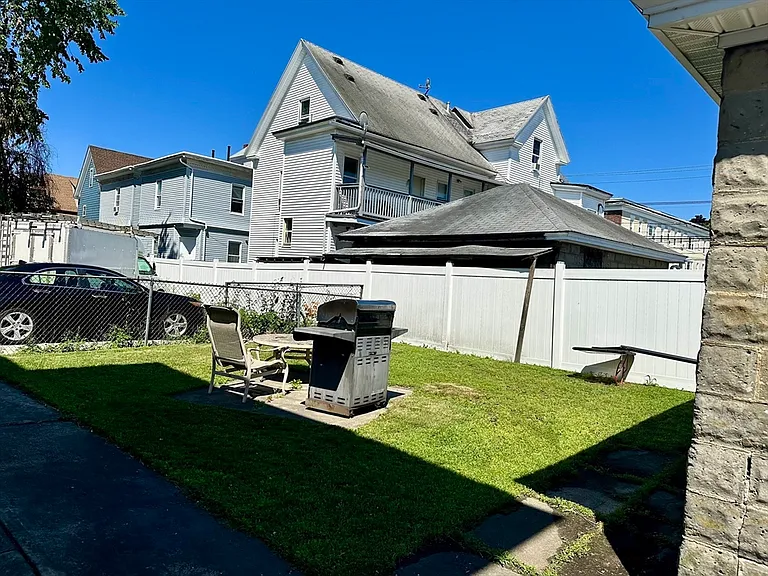 17 Bowdoin St #1 — Photo 19