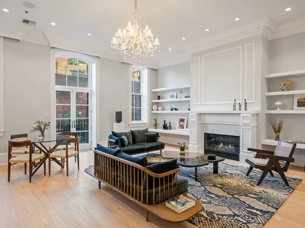 41-43 Phillips St Unit 2, Boston, MA 02114