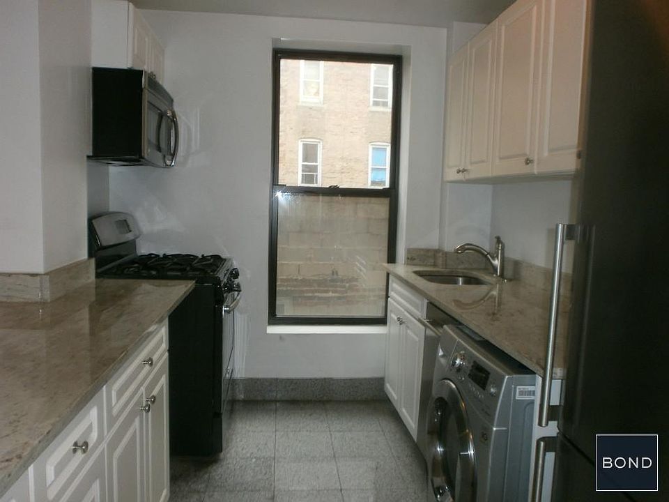 1st image of 880 St Nicholas Ave APT 22