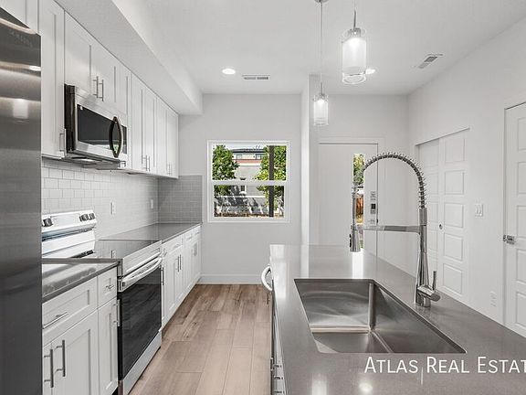 4th image of 3460 W 14th Ave