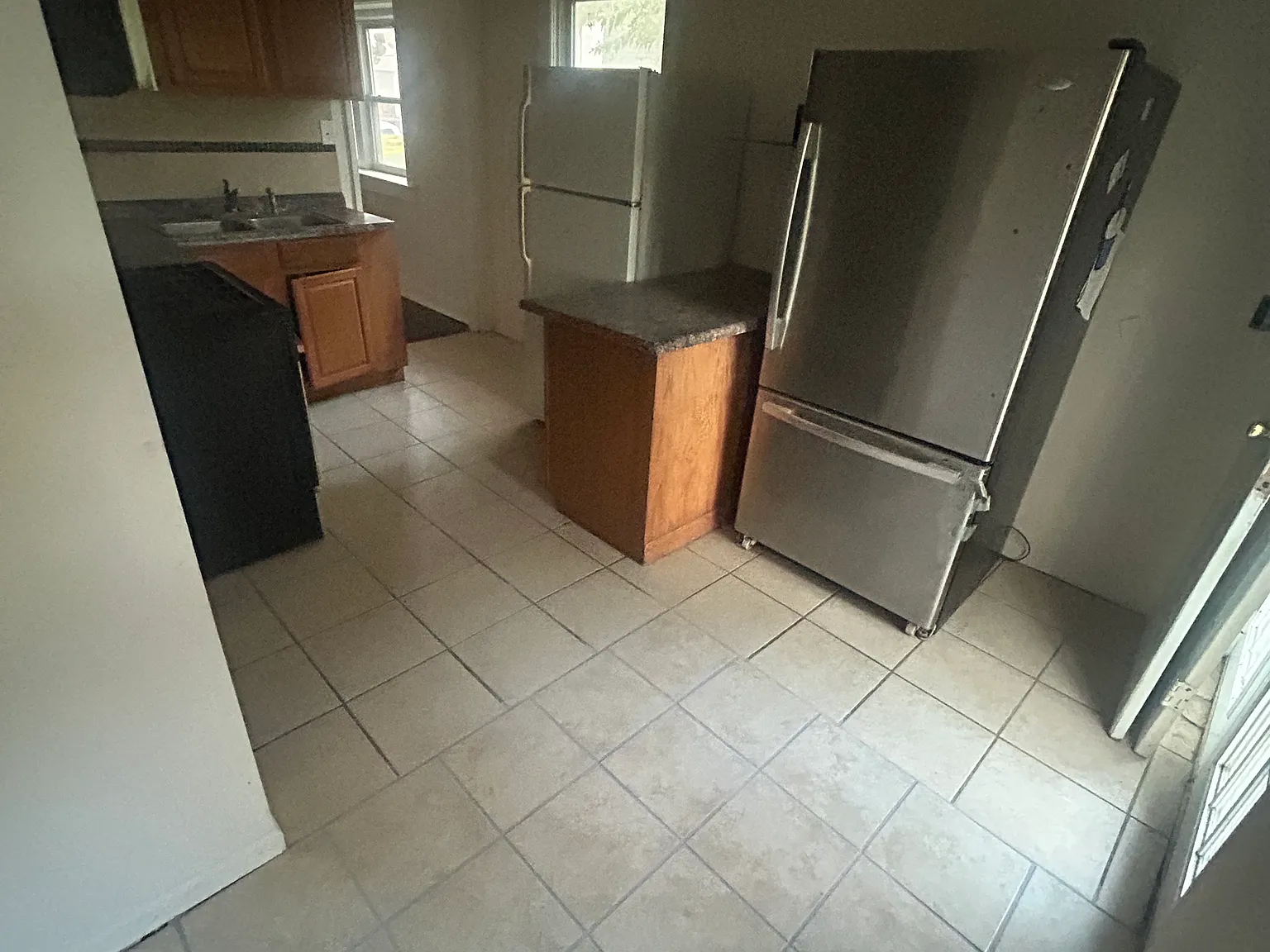 2 bed, 922 sqft, $1,250 — Photo 3