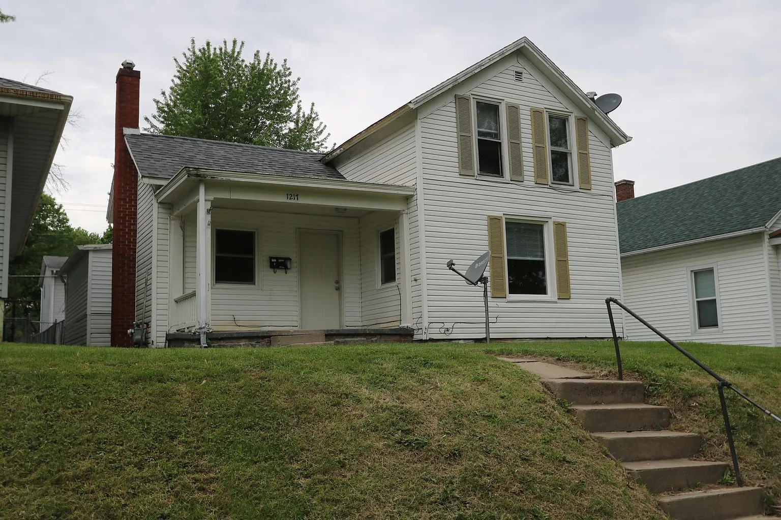 1217 Madison Ave photo 1