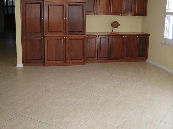 4th image of 1 John Anderson Dr #1180