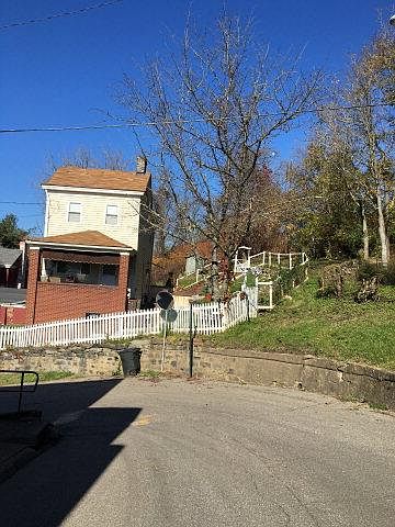 2nd image of Thirteenth St