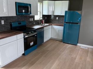 3510 N 9th St #302, Carter Lake, IA 51510