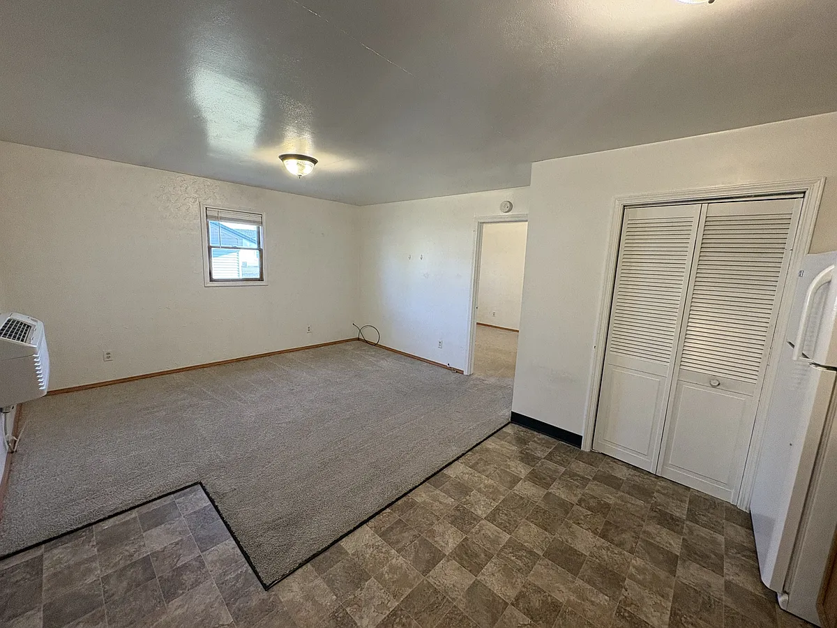 Building Photo - 401 S 4th St #2