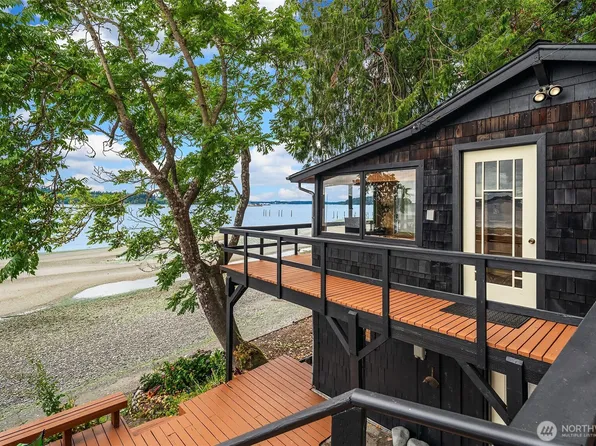 11212 SW 125th Street, Vashon, WA 98070