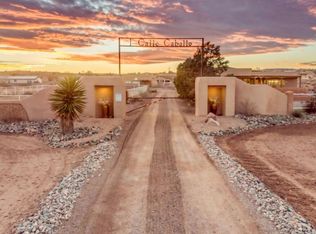 1 Calle Caballo Rd, Corrales, NM 87048
