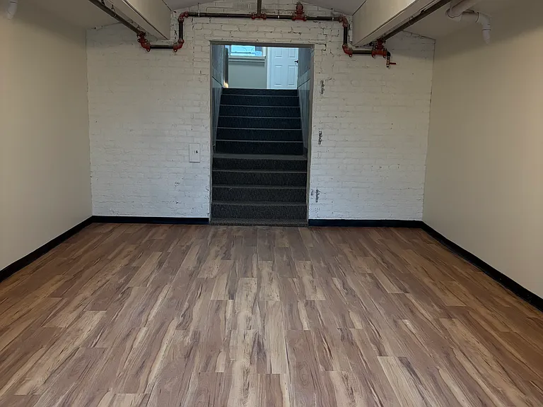 The Atrium Apartments — Photo 2