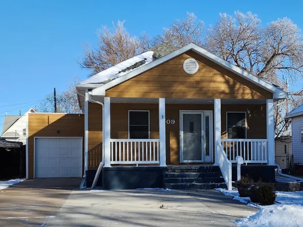 909 E 5TH, North Platte, NE 69101