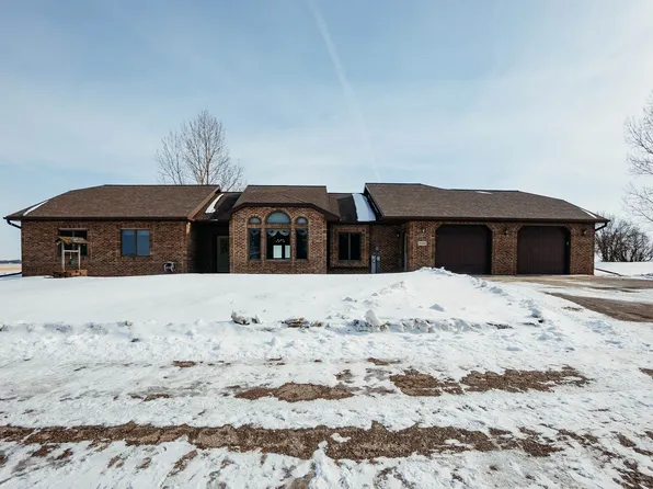 N9101 Hass Rd, Van Dyne, WI 54979