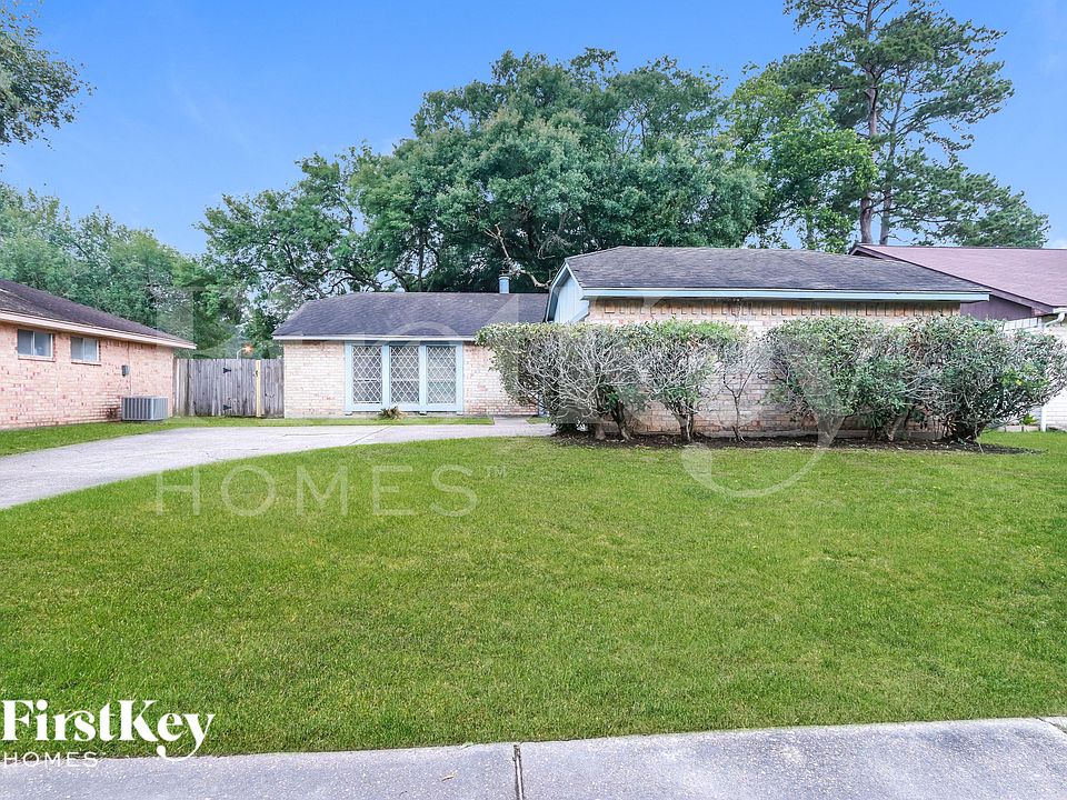 1st image of 19807 Bolton Bridge Ln