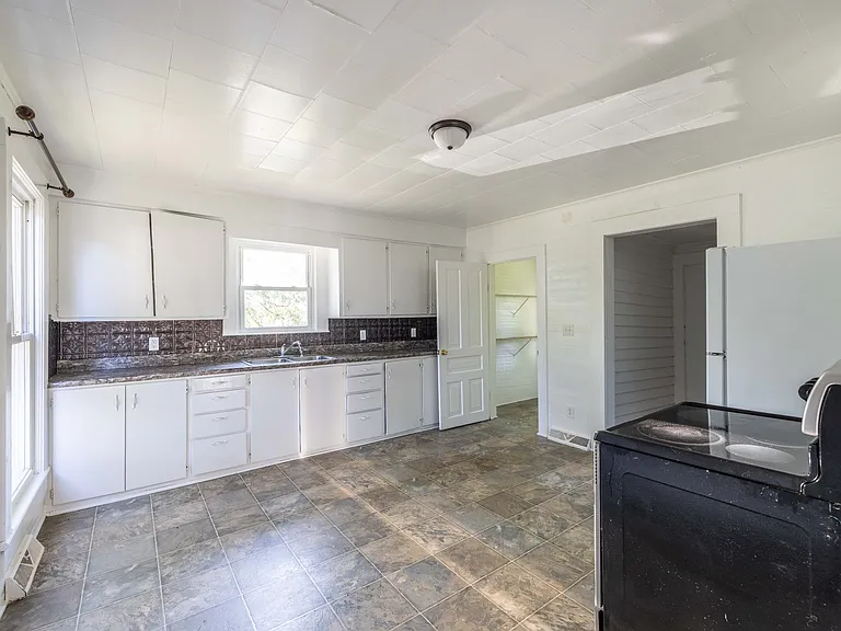 203 Church St #A — Photo 21
