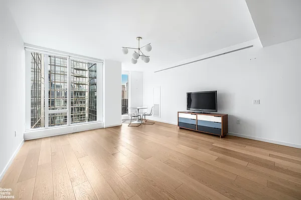 Rented by Brown Harris Stevens | media 24