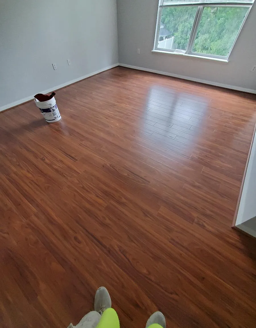 4 bed, 2.5 bath, 2222 sqft, $2,300 — Photo 3