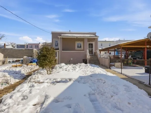 693 N 8Th St, Newark City, NJ 07107