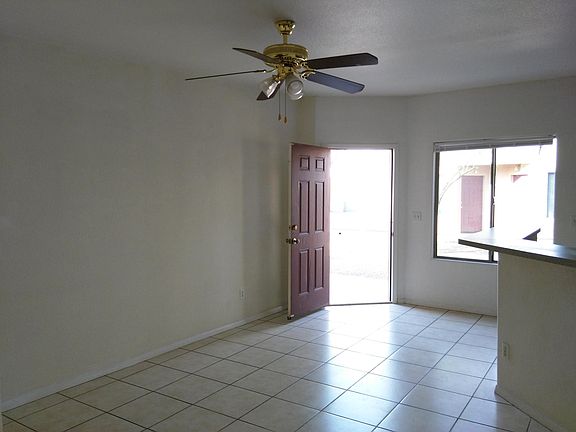3rd image of 3022 N Geronimo Ave Unit 6