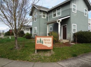 747 Spruce St, Mount Angel, OR 97362