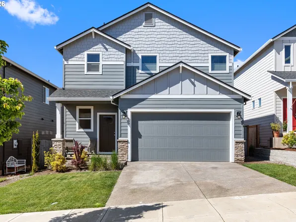 899 NE Trillium Dr, Estacada, OR 97023