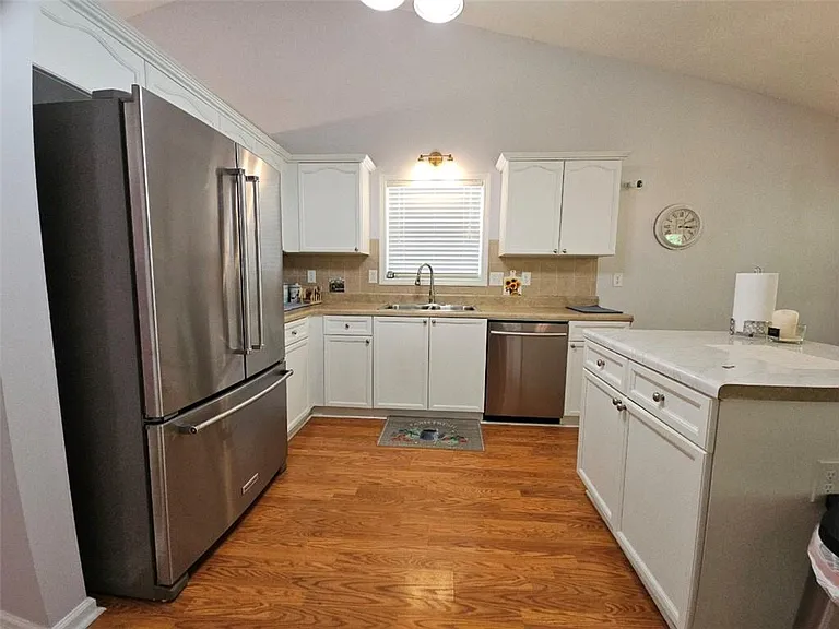 1620 Jami Hollow Way — Photo 27