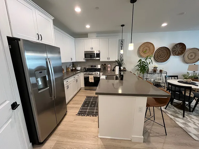 1114 Tiburon Way — Photo 4