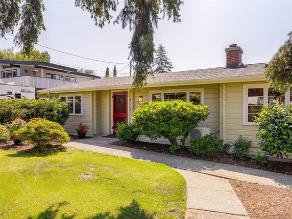 901 Verdier Ave, Central Saanich, BC V8M 1B9