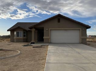 6852 Roland Ave, Rosamond, CA 93560