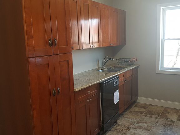4th image of 2302 Esplanade Ave #3