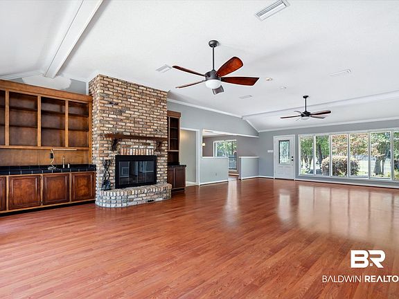 3rd image of 5639 Gulf Creek Cir