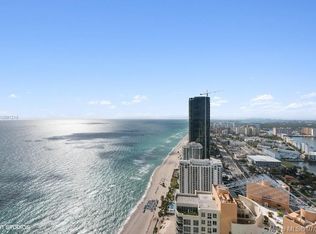 18975 Collins 4402 Sunny, North Miami Beach, FL 33160