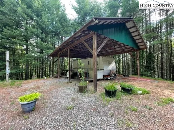 TBD Little Fox Creek Road, Mouth of Wilson, VA 24363