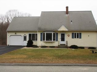 302 Hazelnut Hill Rd, Groton, CT 06340