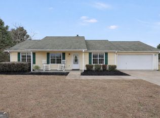 109 Carols Ln, Locust Grove, GA 30248