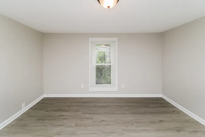 291 Vance Dr NE — Photo 5