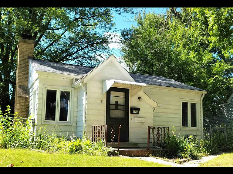 535 Hope Ave — Photo 1