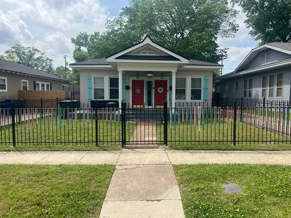 417 Gladstone Blvd, Shreveport, LA 71104