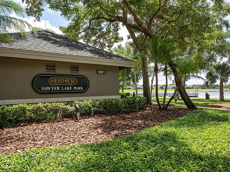 1585 Cherry Ridge Dr — Photo 30