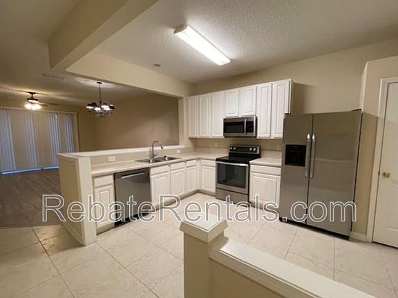 4th image of 7486 Red Crane Ln