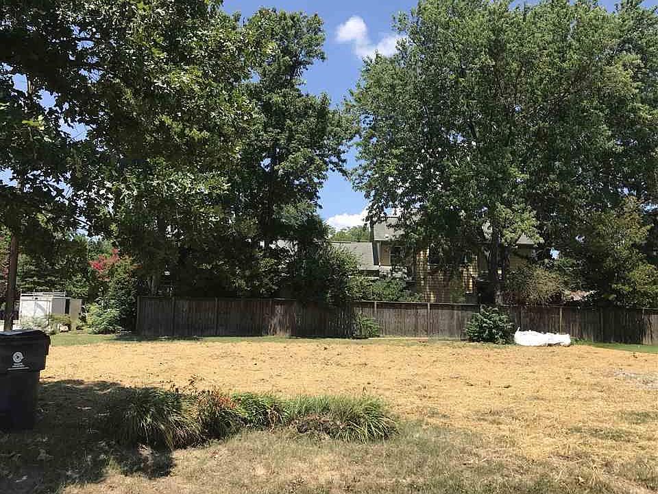 2nd image of 401 Culvert St