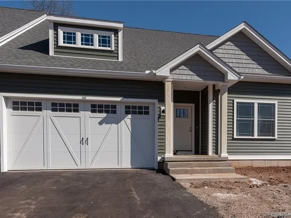 16 Lombard Circle #6, North Haven, CT 06473