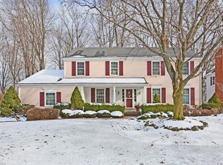 3909 Savoy Dr, Fairview Park, OH 44126