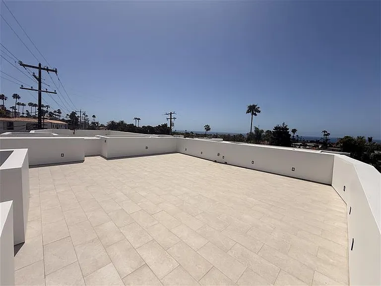 Casa Pacifica — Photo 23