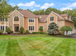 66 Eisenhower Dr, Sharon, MA 02067