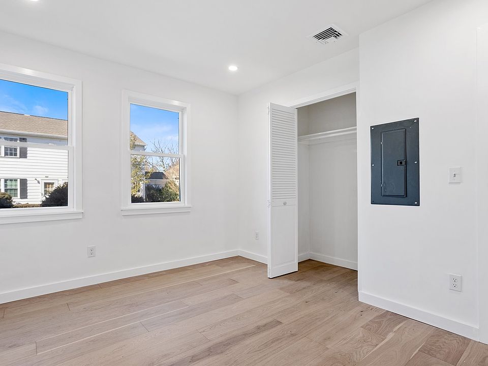 Driftwood Cove 1000 9th St Greenport NY Zillow