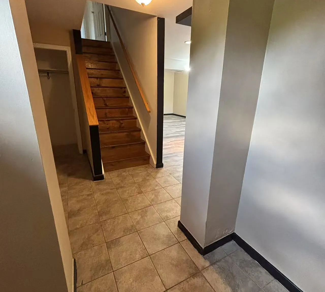 3 bed, 3.5 bath, 2452 sqft, $6,800 — Photo 4