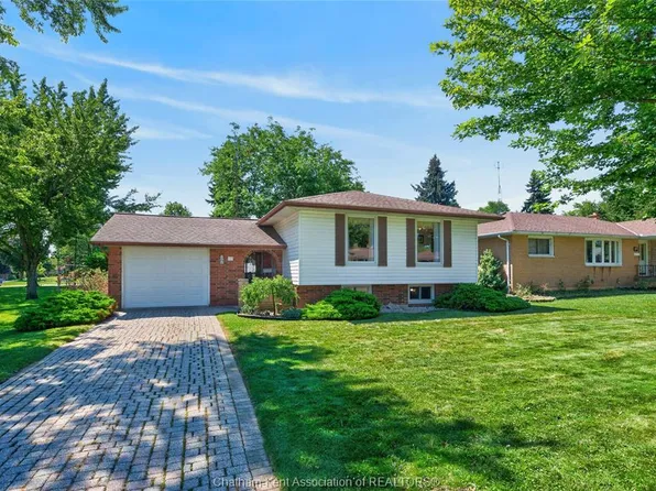 18 Cameo Dr, Leamington, ON N8H 1J2