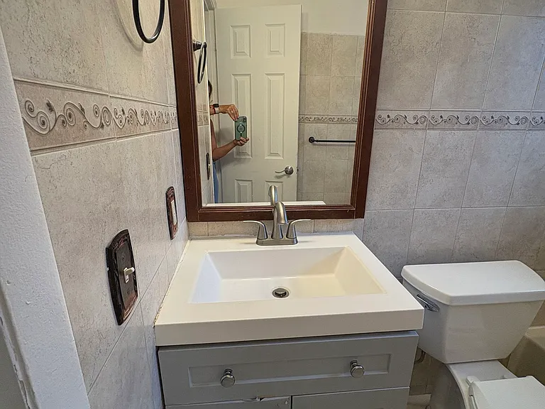 5625 W 26th Ct #201 — Photo 15