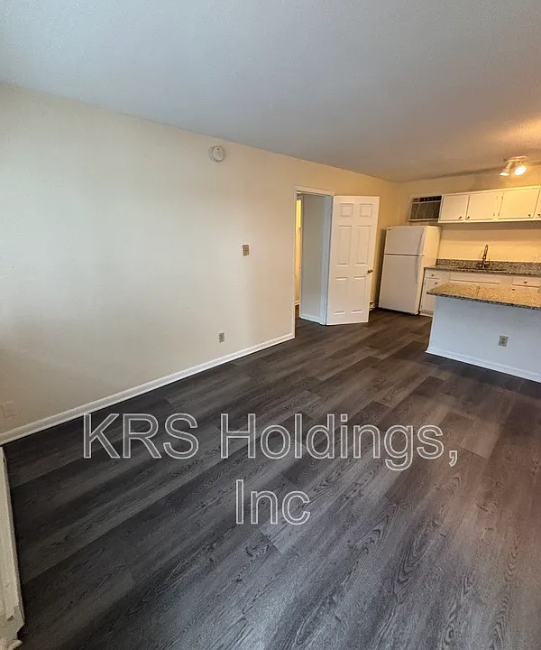 605 W Ocean View Ave #7